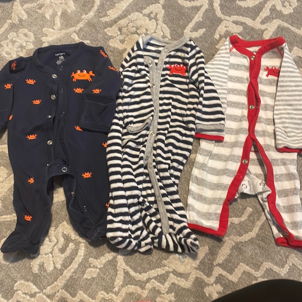 Carters Newborn crab pajama set